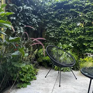 Urban Oasis Frühstückspension
