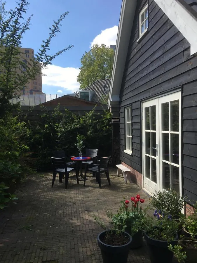 Bed & Breakfast Gina'S Garden House Bed and Breakfast Amsterdam