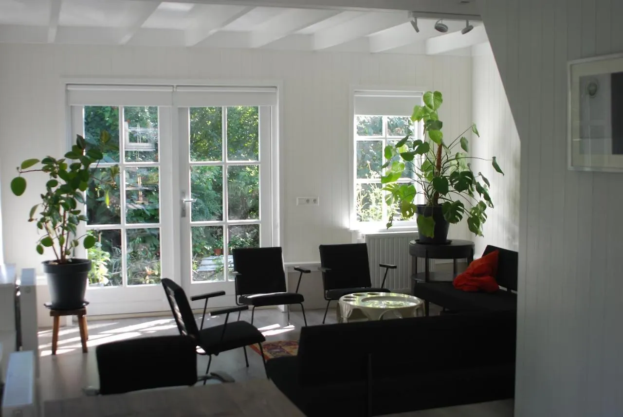 Gina'S Garden House Bed and Breakfast Amsterdam
